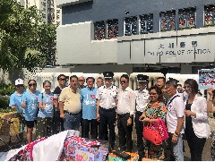 2019-08-15 大埔警署門(mén)外集會(huì)，齊口齊聲撐警隊(duì)、愛(ài)護(hù)香港、愛(ài)護(hù)家園，為警察送上最美好的祝福與慰問(wèn)